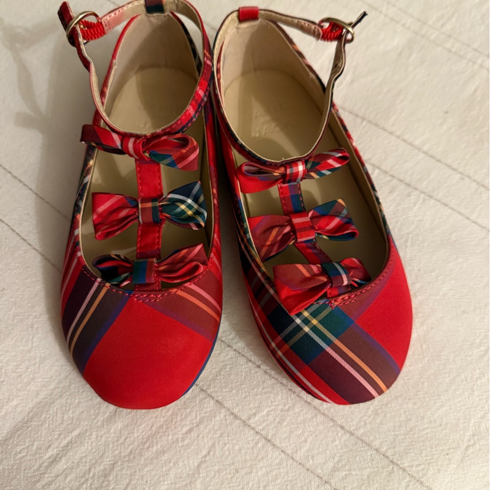Brand new girls holiday tartan shoes sz 10 toddler.